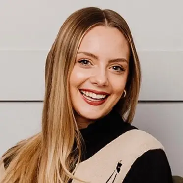 Emma Zook, AMFT
  
    Anxiety, Life Transitions, Relationship Issues