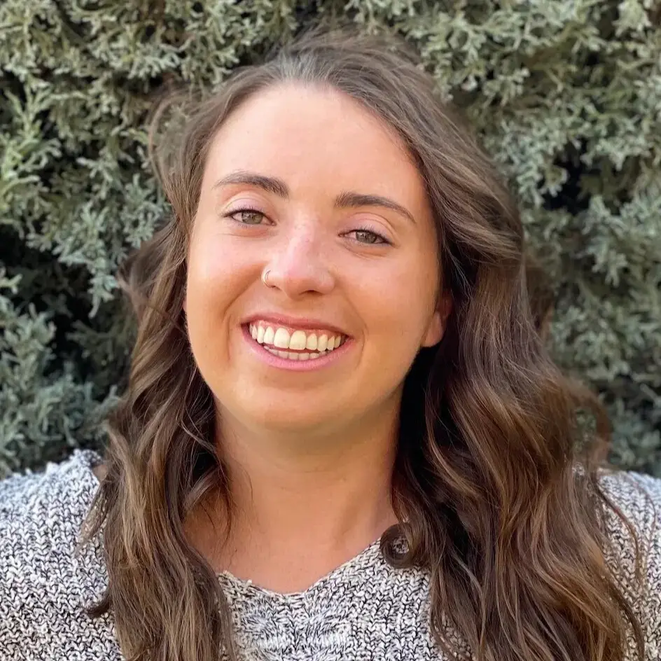 Kelli Warmouth, ME, CMHC
  
    Trauma and PTSD, Performance Anxiety, ADHD